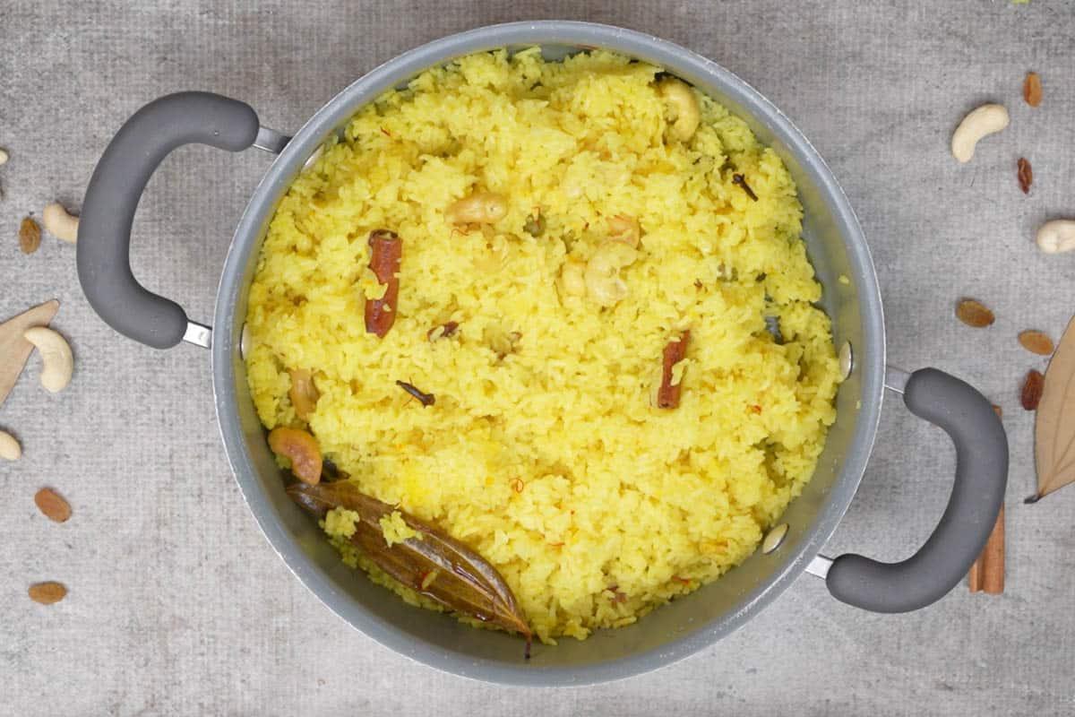 Mishti pulao sgranato.