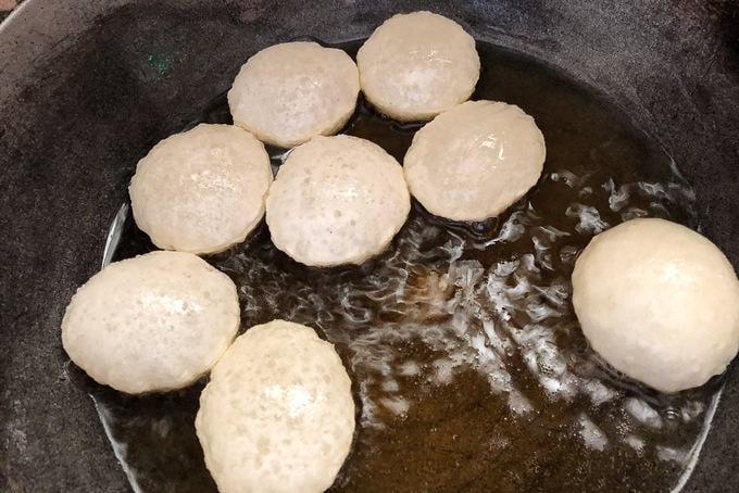 Puris fatti scivolare nell'olio caldo.