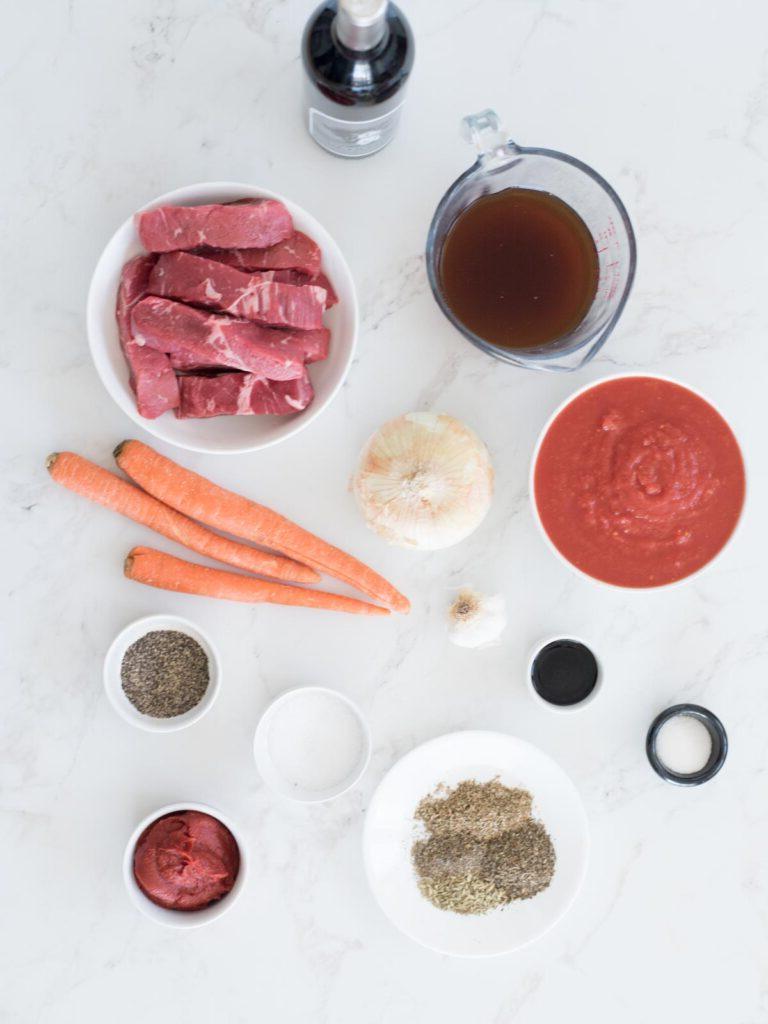 Ragù di Manzo a Lunga Cottura 3 ingredienti per il ragù di manzo