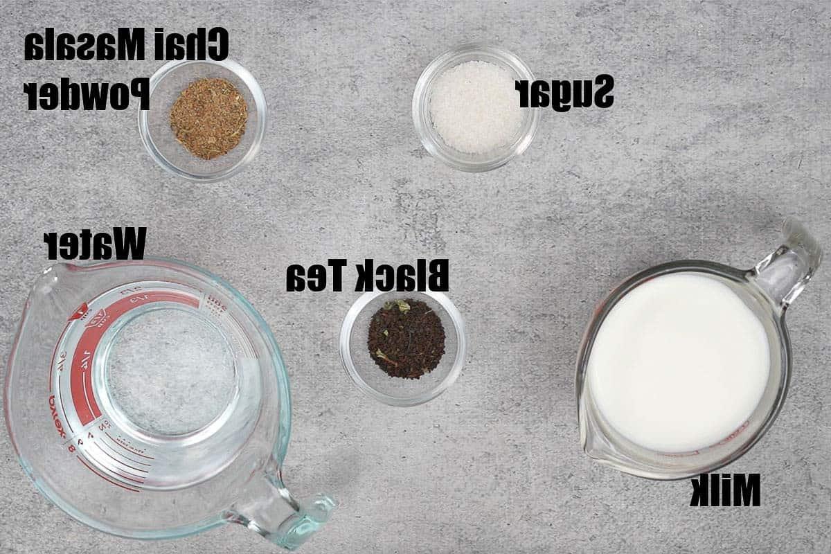 Tandoori Chai (Kulhad Chai) 3 Ingredienti per il Tandoori chai.