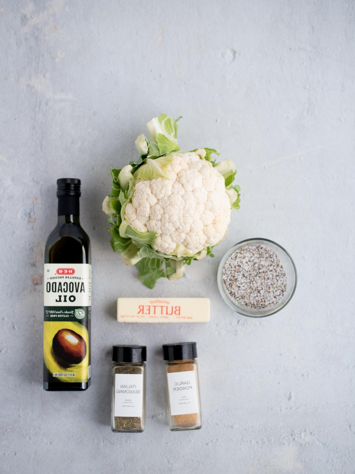 Ingredienti per fare il cavolfiore arrosto