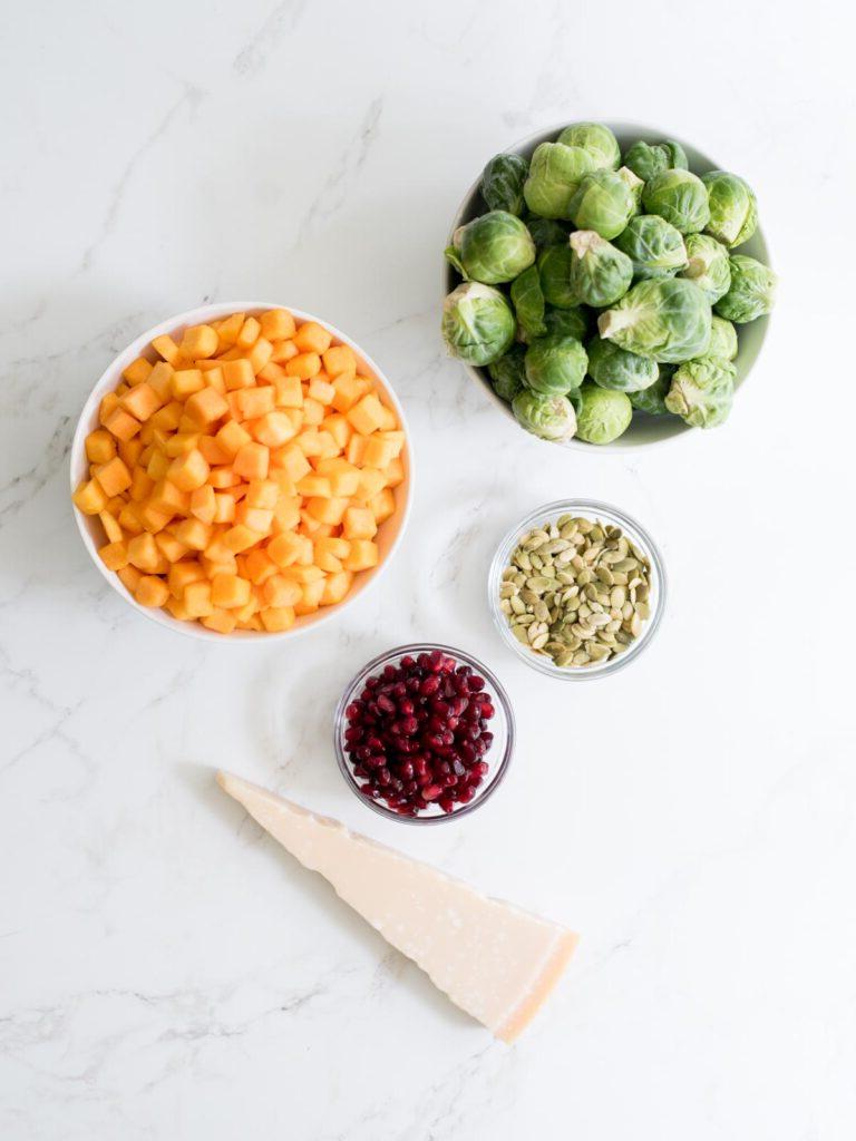 Insalata Autunnale con Vinaigrette Balsamica 3 Ingredienti per l'insalata autunnale