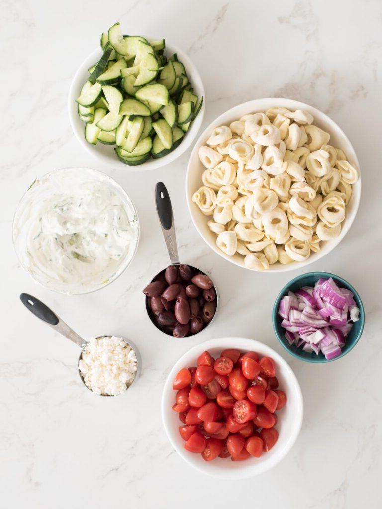 Insalata di Tortellini Fredda Greca 3 ingredienti per insalata di pasta greca