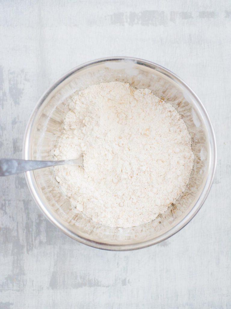 Ricetta Biscotti Avena e Rice Krispies 6 L'impasto pronto con le aggiunte
