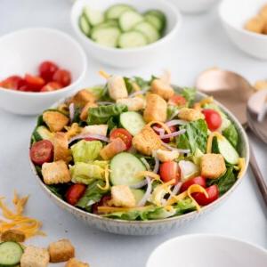 Ricetta Insalata della Casa 6 Insalata di casa classica per 4 persone