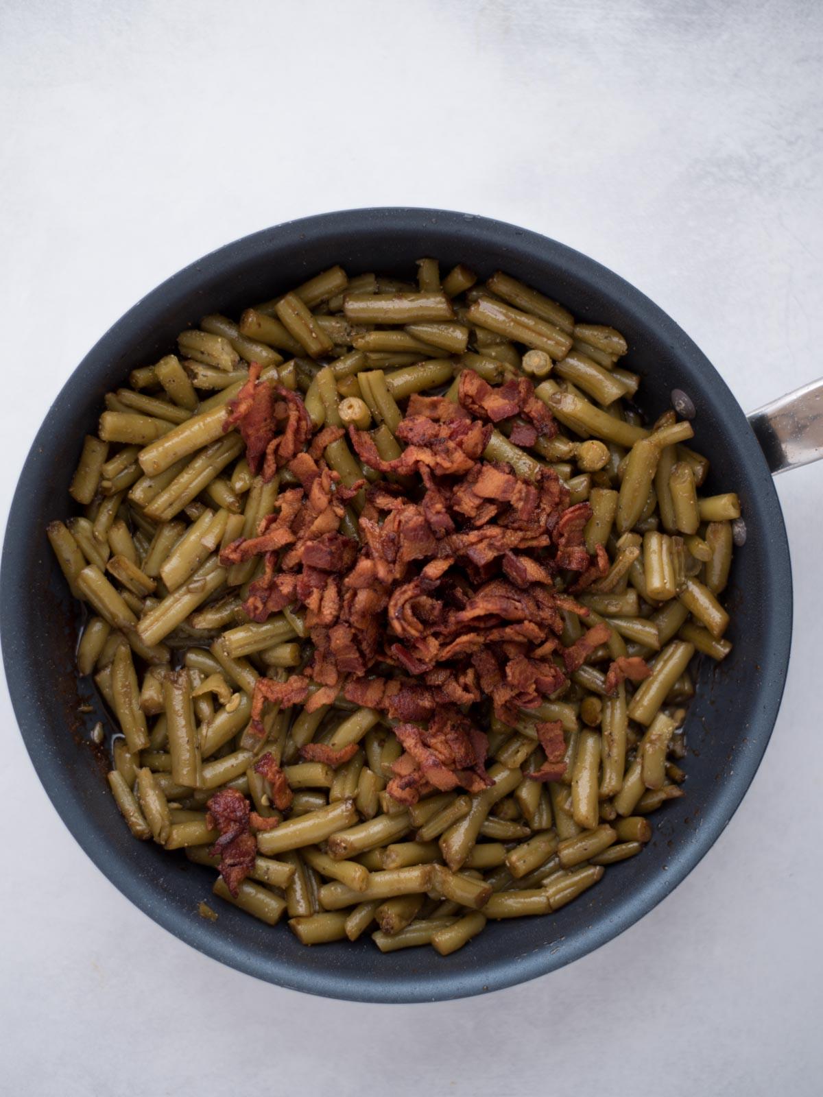 Fagiolini Irresistibili 8 Fagiolini con pancetta pronti per essere serviti