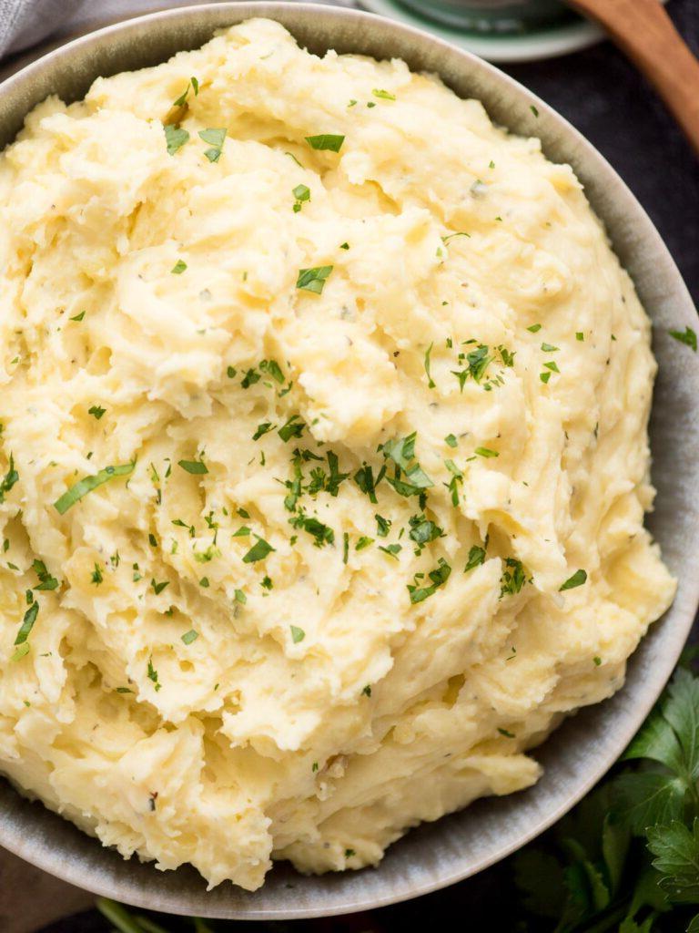 Purè di patate al Boursin 8 Grande ciotola di purè di patate al Boursin.