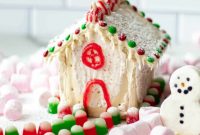 Instant Pop Tart Gingerbread Homes
