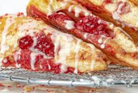 Sweet Strawberry Hand Pies
