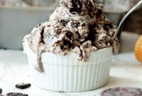 Effortless No-Churn Oreo Ice Cream