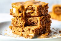Caramelized Biscoff White Chocolate Blondies