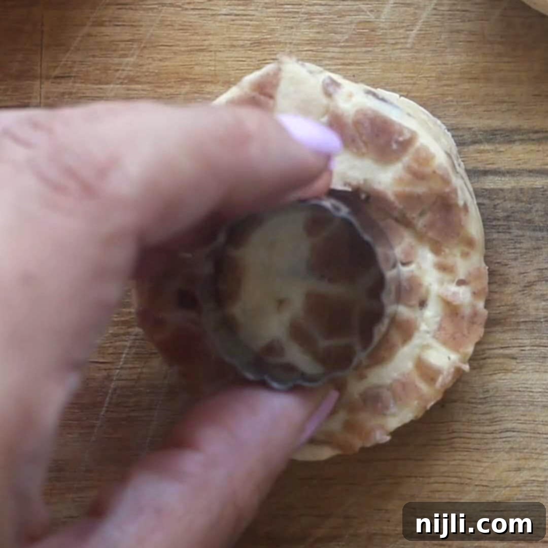 Pillsbury's Signature Cinnamon Swirl Donuts 6 cinnamon roll donut krispy kreme step 1