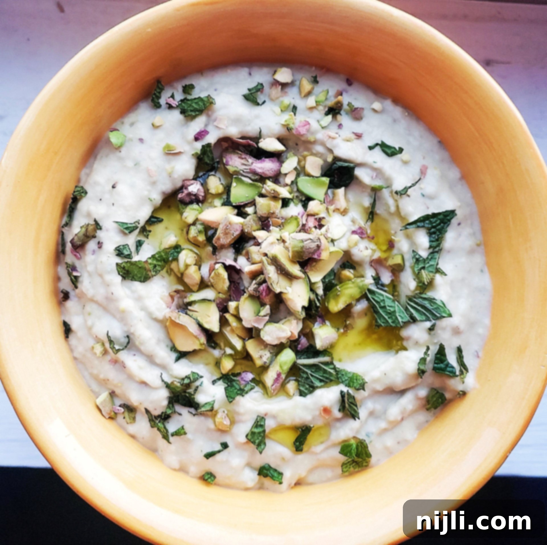 Bright Lemony Vegan White Bean Pistachio Dip 5 Vegan White Bean Dip with Lemon and Pistachios | Chenée Today