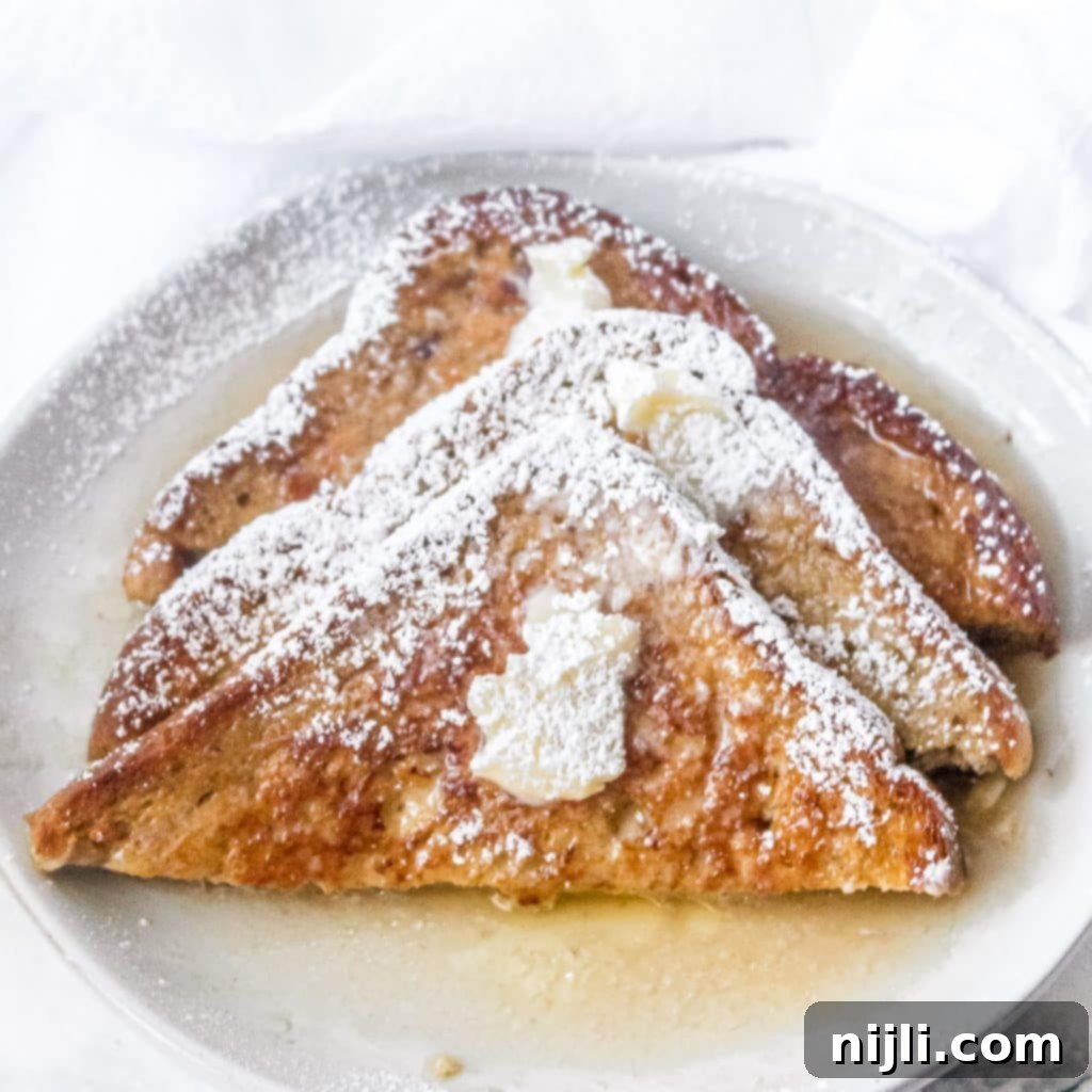 keto french toast topped with powdered sugar