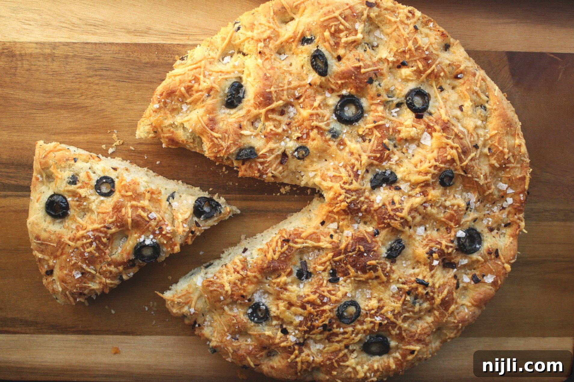 Easy Skillet Black Olive and Parmesan Focaccia Bread Recipe