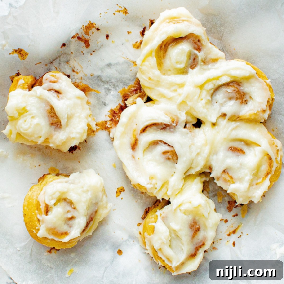Flaky Cinnamon Rolls 6 Puff pastry cinnamon rolls with cream cheese frosting